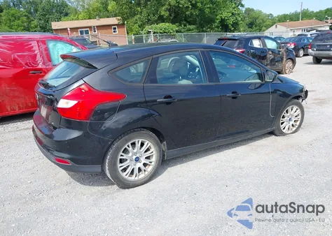 2012 Ford Focus Se z USA, uszkodzony, nr VIN 1FAHP3K28CL344182
